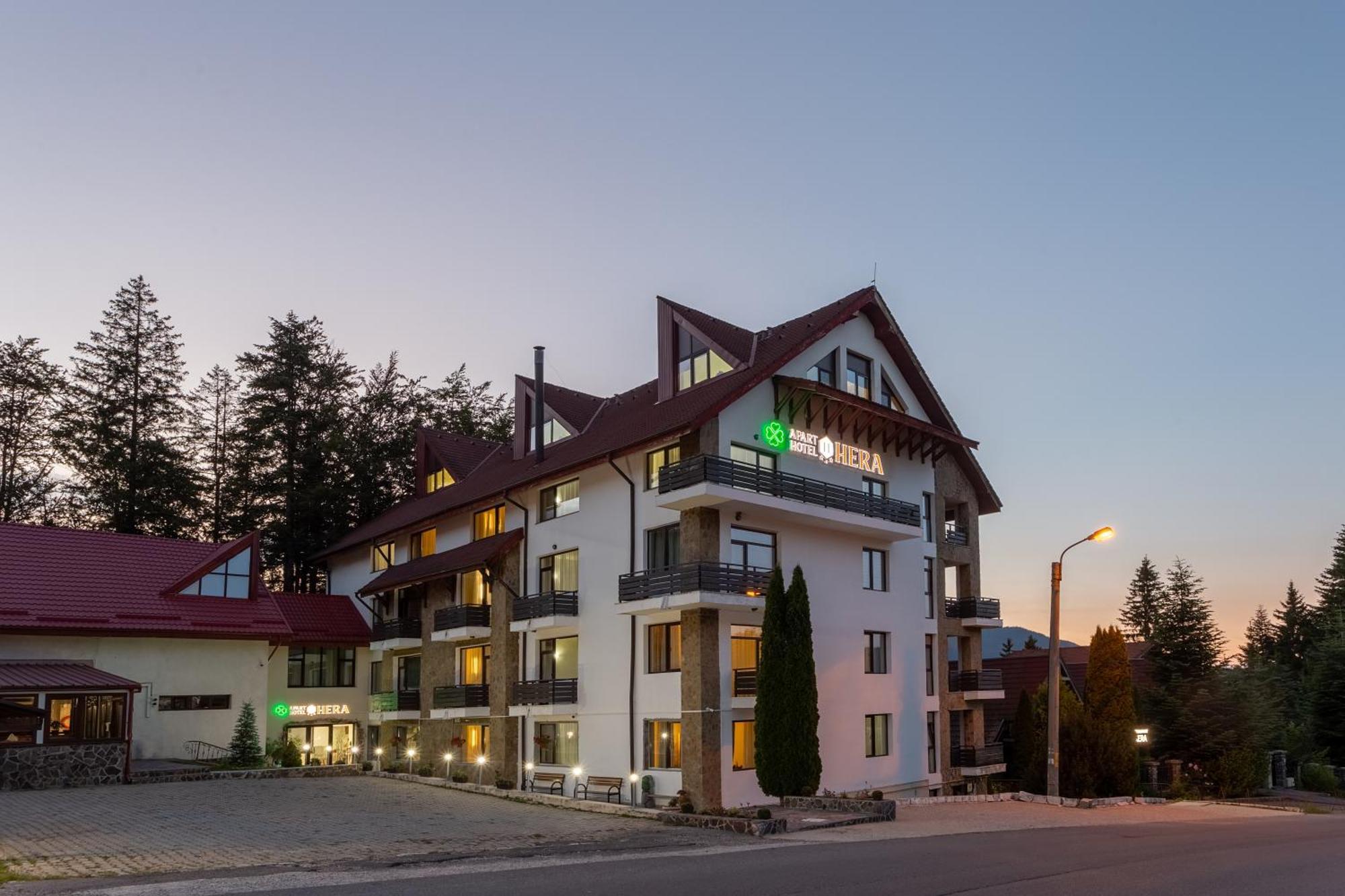 Hotel Hera Predeal Esterno foto