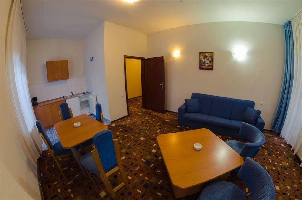 Hotel Hera Predeal Esterno foto
