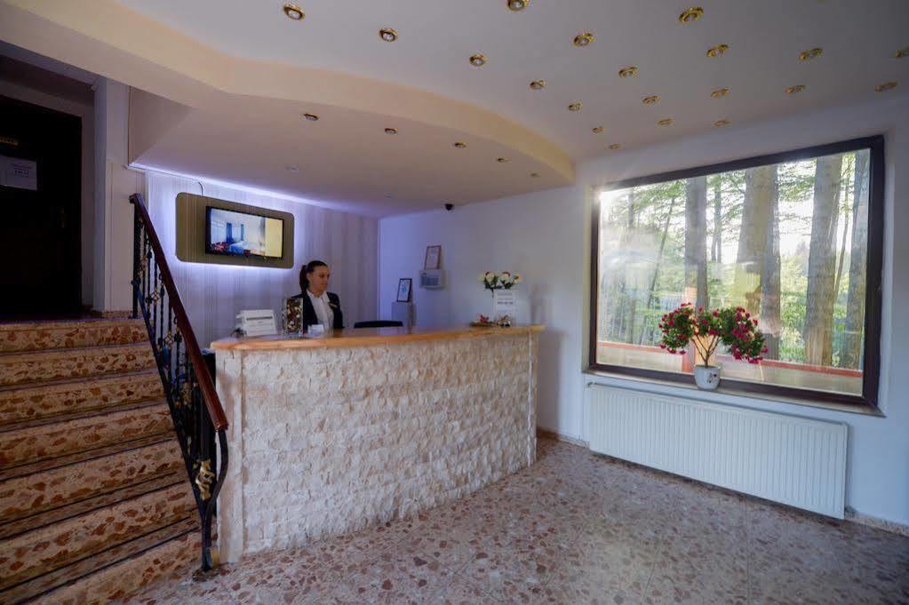 Hotel Hera Predeal Esterno foto